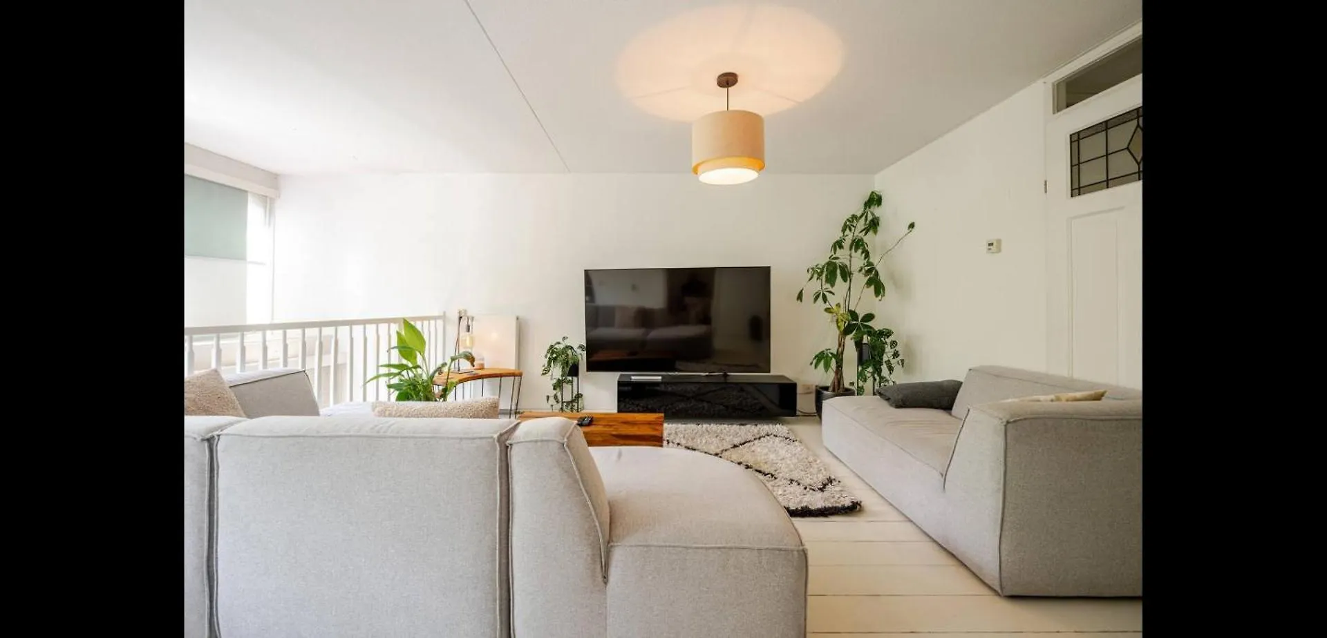 Private 3 Bedroom Apartment - Homestay Properties Amsterdam Netherlands